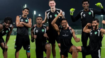 بوندارينكو يقود تشكيل الأهلي الأساسي واستبعاد جالينو أمام الخلود بالدوري السعودي
