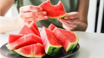 تأثير تناول البطيخ يوميًا على مرضى السكري والكلى والكميات الصحية المسموحة