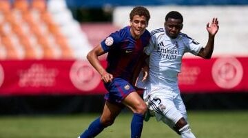 تساؤلات حول بحث برشلونة عن مهاجم جديد في ظل تألق حمزة عبد الكريم