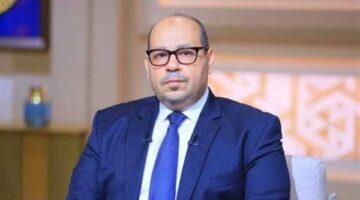 تشييع جنازة والدة رئيس اللجنة الأوليمبية ياسر إدريس اليوم بمسجد الحصري