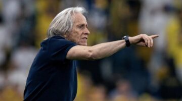 جيسوس يراقب 4 لاعبين في دوري روشن لضمهم إلى صفوف منتخب البرتغال