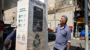 حي الدقي يطلق ماكينات استرداد البلاستيك والكانزات مقابل مكافآت مالية لإعادة التدوير