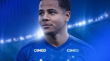 كروزيرو يضم اللاعب ويسلي في صفقة انتقال من نادي النصر السعودي