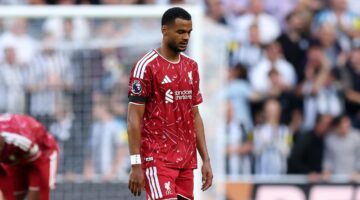 ليفربول ينهي الجدل حول رحيل جاكبو إلى صفوف مانشستر سيتي الإنجليزي