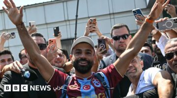 ما هو سر احتفال محمد صلاح المثير أمام جماهير نادي طرابزون سبور التركي؟