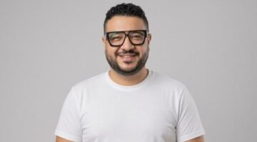محمد سيد بشير يوضح حقيقة وفاة نجله بسبب تشابه الأسماء مع مؤلف آخر
