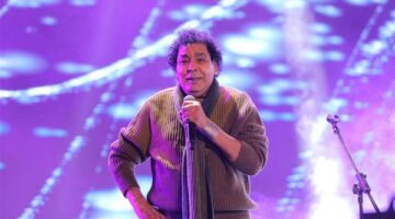 محمد منير يصل من ألمانيا ومصادر مقربة توضح حقيقة حالته الصحية