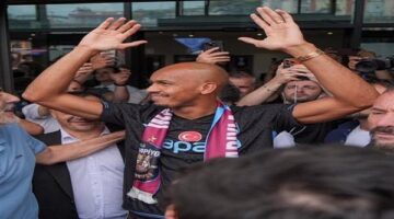 مشاركة محمد صلاح تعزز طموحات طرابزون قبل مواجهة فرنتسفاروشي بعد ضم فابينيو