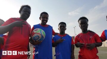منتخب السودان لقصار القامة يرفع راية التحدي في مونديال كرة القدم العالمي