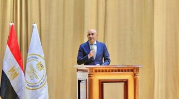 مواعيد بدء الدراسة وتفاصيل كثافة الفصول في قرارات وزير التعليم الجديدة