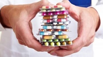 نقص أدوية الأعصاب والجلطات في التأمين الصحي يضع الحكومة أمام استجواب البرلمان