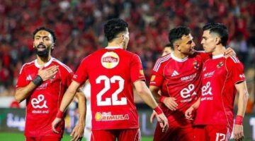 هل ينجح الأهلي في الاحتفاظ بنجوم الفريق وسط إغراءات الرحيل وطموحات الموسم الجديد؟