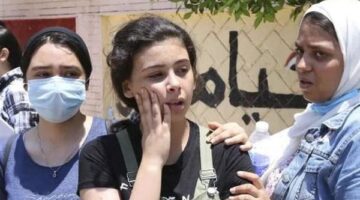 وزارة التعليم تلغي نتيجة طالبة من كفر الشيخ بسبب استخدام الهاتف المحمول