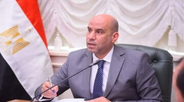 وزارة العمل تطرح 1355 فرصة عمل في 7 محافظات خلال شهر أغسطس
