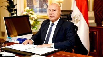وزير النقل يجدد تكليف محمد عامر برئاسة هيئة السكة الحديد لعام جديد