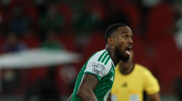 إيفان توني يبدي استغرابه من تصرفات جماهير الأهلي في مقطع فيديو متداول