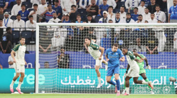 استقالة طاش من الأهلي تثير التساؤلات عقب ثلاثية الهلال في مرمى الفريق