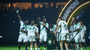 الأهلي يتخذ قراراً مفاجئاً ضد محترفه قبل مواجهة كلاسيكو الهلال المرتقبة