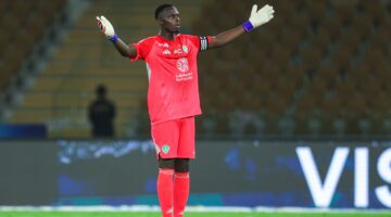 خطأ ميندي يورط الأهلي في الكلاسيكو والهلال يهدر فرصة حسم اللقاء أمام خصمه