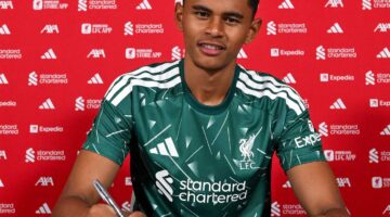 ليفربول يحسم صفقة ضم حارس مرمى نادي جينك لتدعيم صفوف الفريق الإنجليزي
