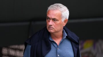 مورينيو يعود إلى المسرح الذي شهد بداية صنع أسطورته التاريخية في الملاعب