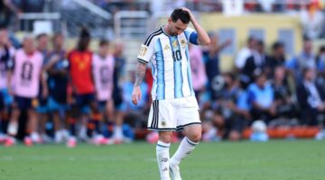 ميسي ينهي مسيرته الدولية مع منتخب الأرجنتين في قرار وصفه بالمؤلم