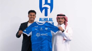 واتكينز: لا يوجد فريق أفضل من الهلال وأترقب خوض مباراتي الأولى معه