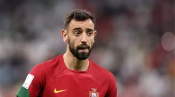 3 ملثمين يقتحمون منزل برونو فيرنانديز في إنجلترا ويسرقون مجوهرات وأغراض ثمينة