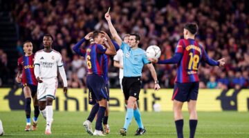 لجنة الحكام تعترف بوقوع خطأ تحكيمي في مباراة كلاسيكو برشلونة وريال مدريد