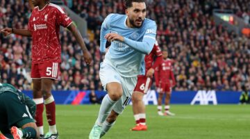 مانشستر سيتي يوجه إنذاراً شديد اللهجة لباريس سان جيرمان باكتساح ليفربول في الدوري
