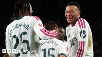 مبابي يقود ريال مدريد للفوز بالكلاسيكو ويوقف سلسلة برشلونة القياسية بهدفين حاسمين