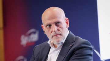 نزاع ريال مدريد وخافيير تيباس يتجاوز التصريحات ويصل أروقة القضاء الرياضي الدولي